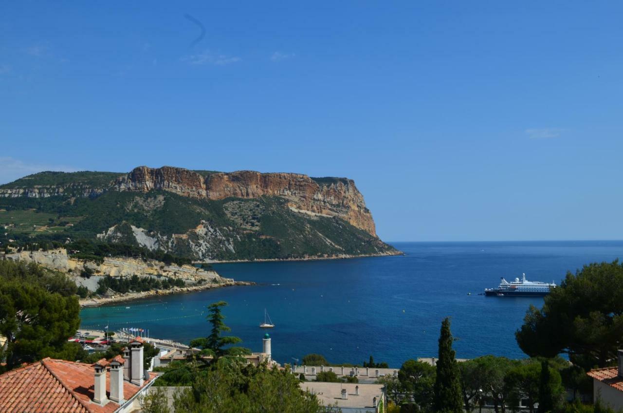 La Douceur De Cassis Apartment Exterior photo